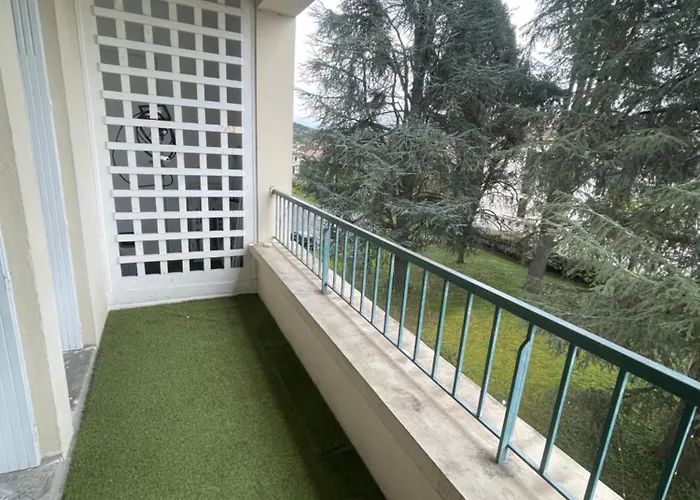Appartement 2 Chambres Parking Draps Et Serviettes Non Fournies